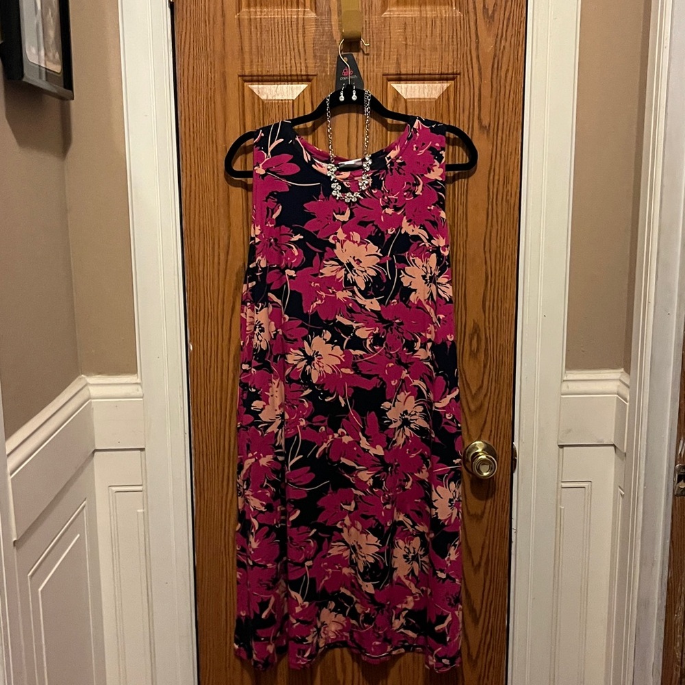 LuLaRoe Pink and Black Dress coordinating necklace with Rhinestone Accents